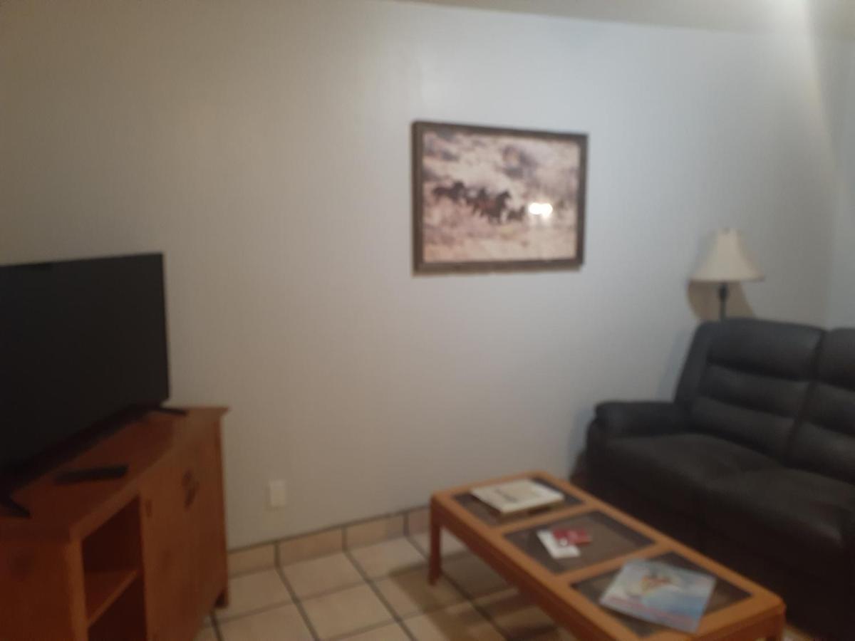 Stagecoach Suites Wickenburg Esterno foto